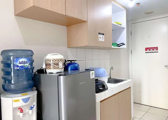 Homey And Simply Look Studio Springlake Summarecon Bekasi Apartment By Travelio